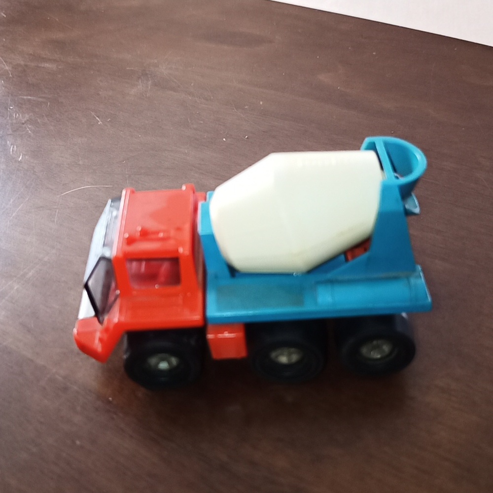 Vintage 1970s TONKA TOTES Cement Truck